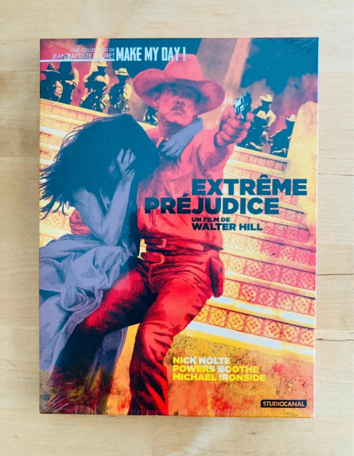 Combo Blu-ray DVD Extrême Préjudice de Walter Hill édition collector.